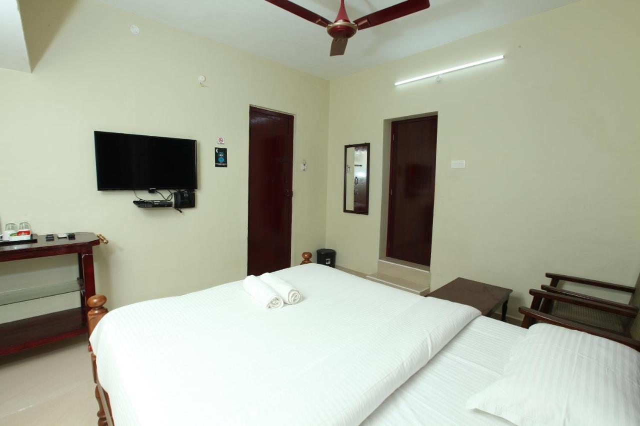Le Windfall Luxury Pondicherry Exterior foto